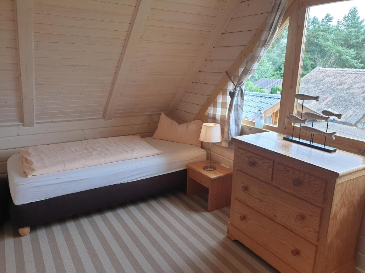 Blockhaus - De Luet Holt Hus Villa Born Bagian luar foto